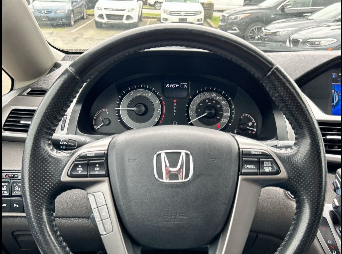 2016 Honda Odyssey in North Vancouver, British Columbia