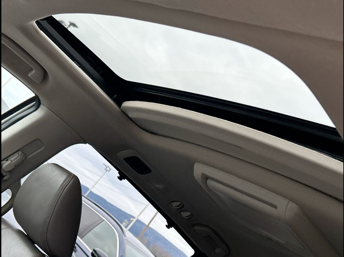 2016 Honda Odyssey in North Vancouver, British Columbia