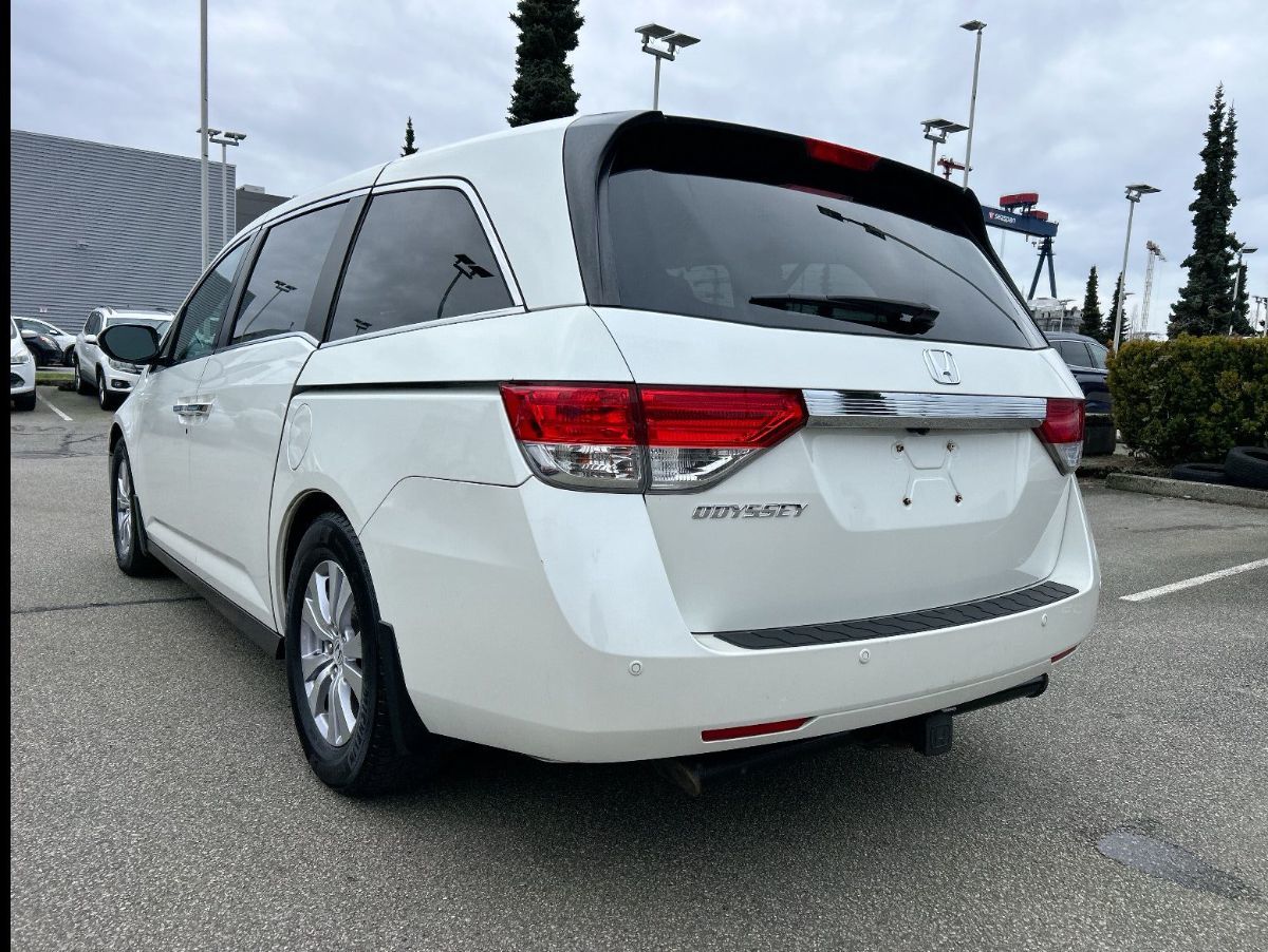 2016 Honda Odyssey in North Vancouver, British Columbia