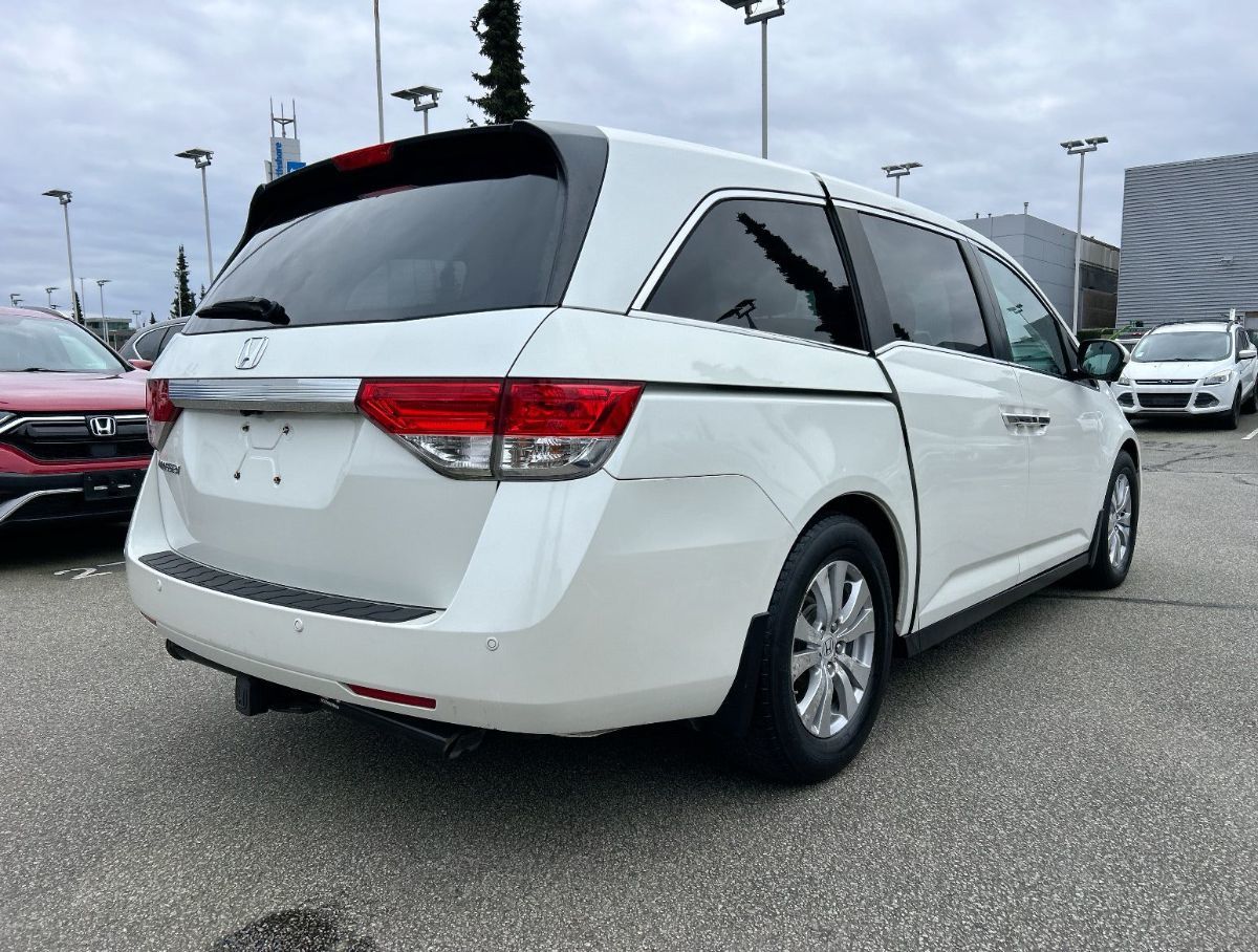 2016 Honda Odyssey in North Vancouver, British Columbia