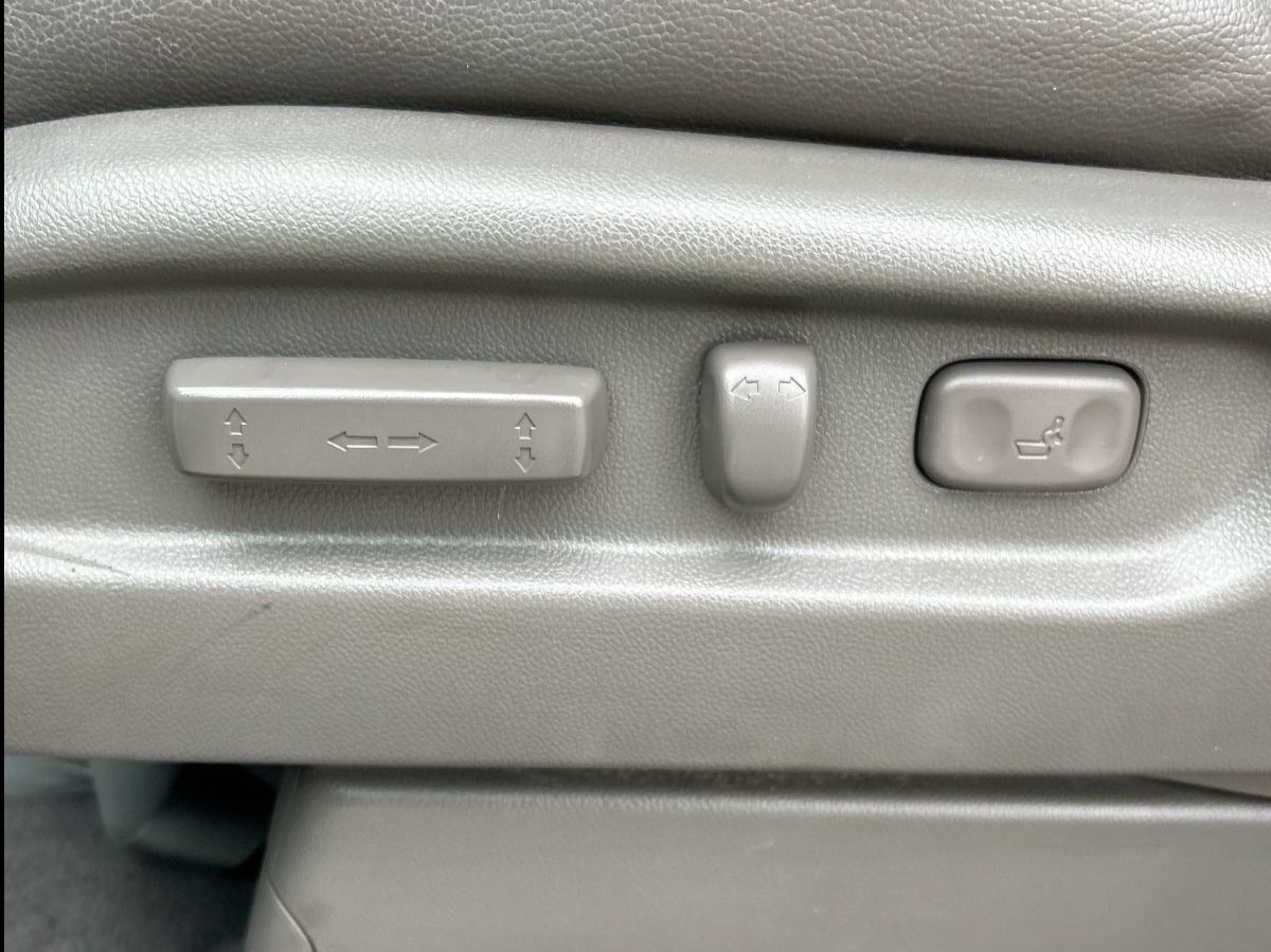 2016 Honda Odyssey in North Vancouver, British Columbia