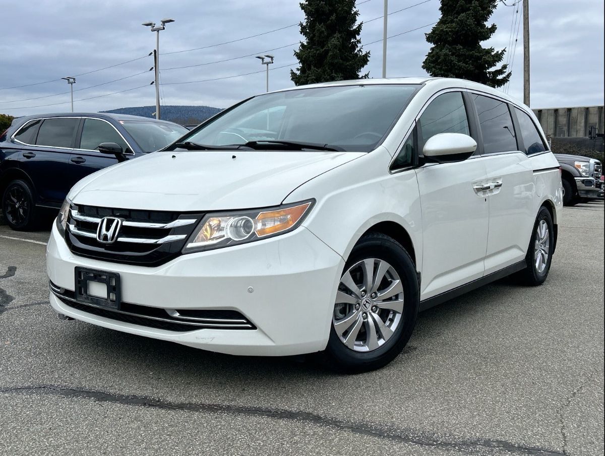 2016 Honda Odyssey in North Vancouver, British Columbia
