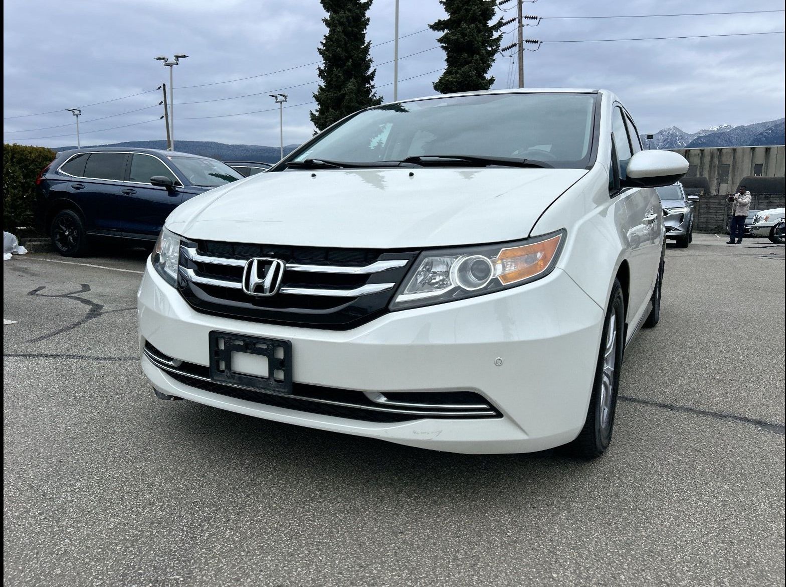 2016 Honda Odyssey in North Vancouver, British Columbia