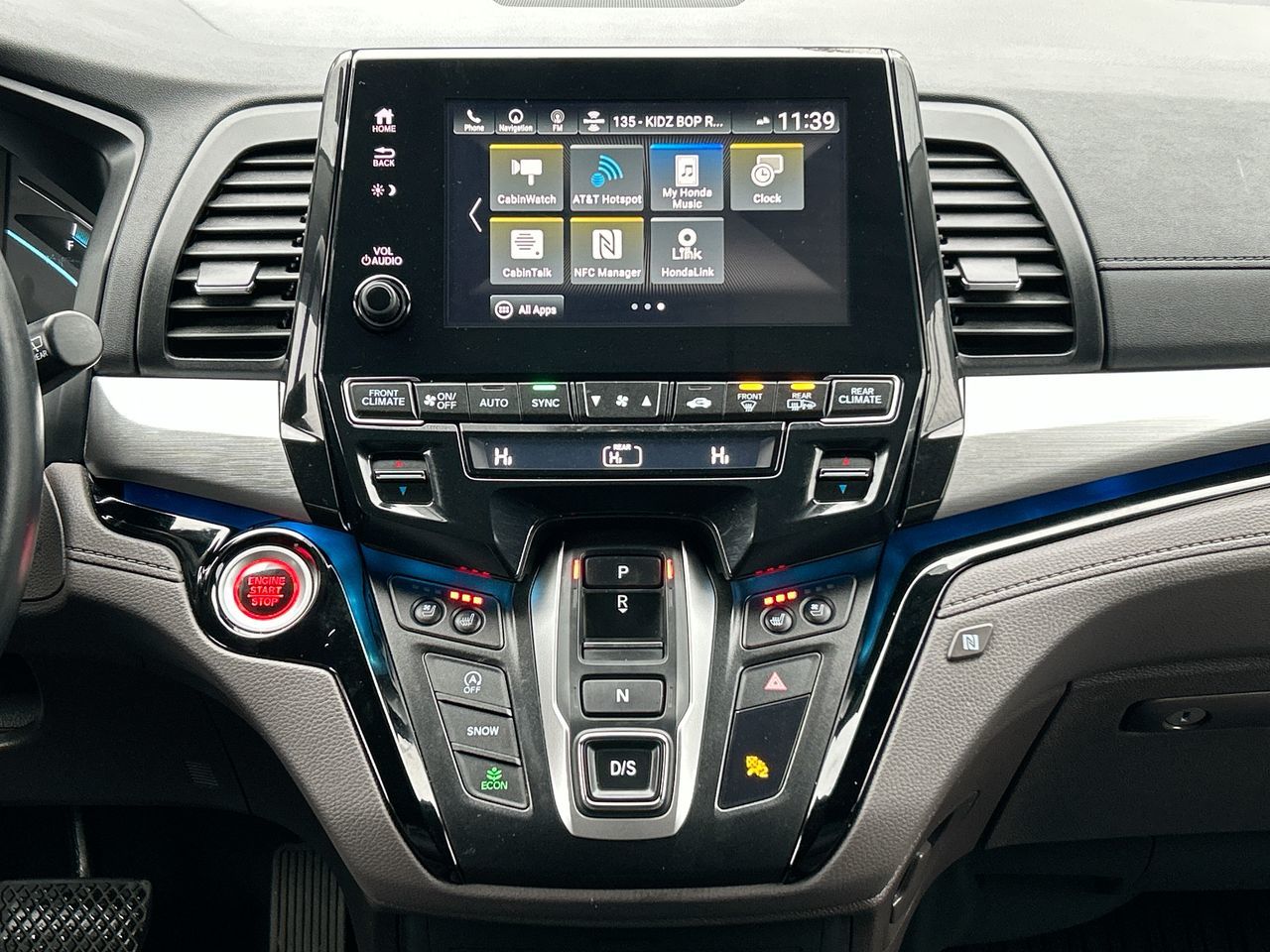 2020 Honda Odyssey in North Vancouver, British Columbia