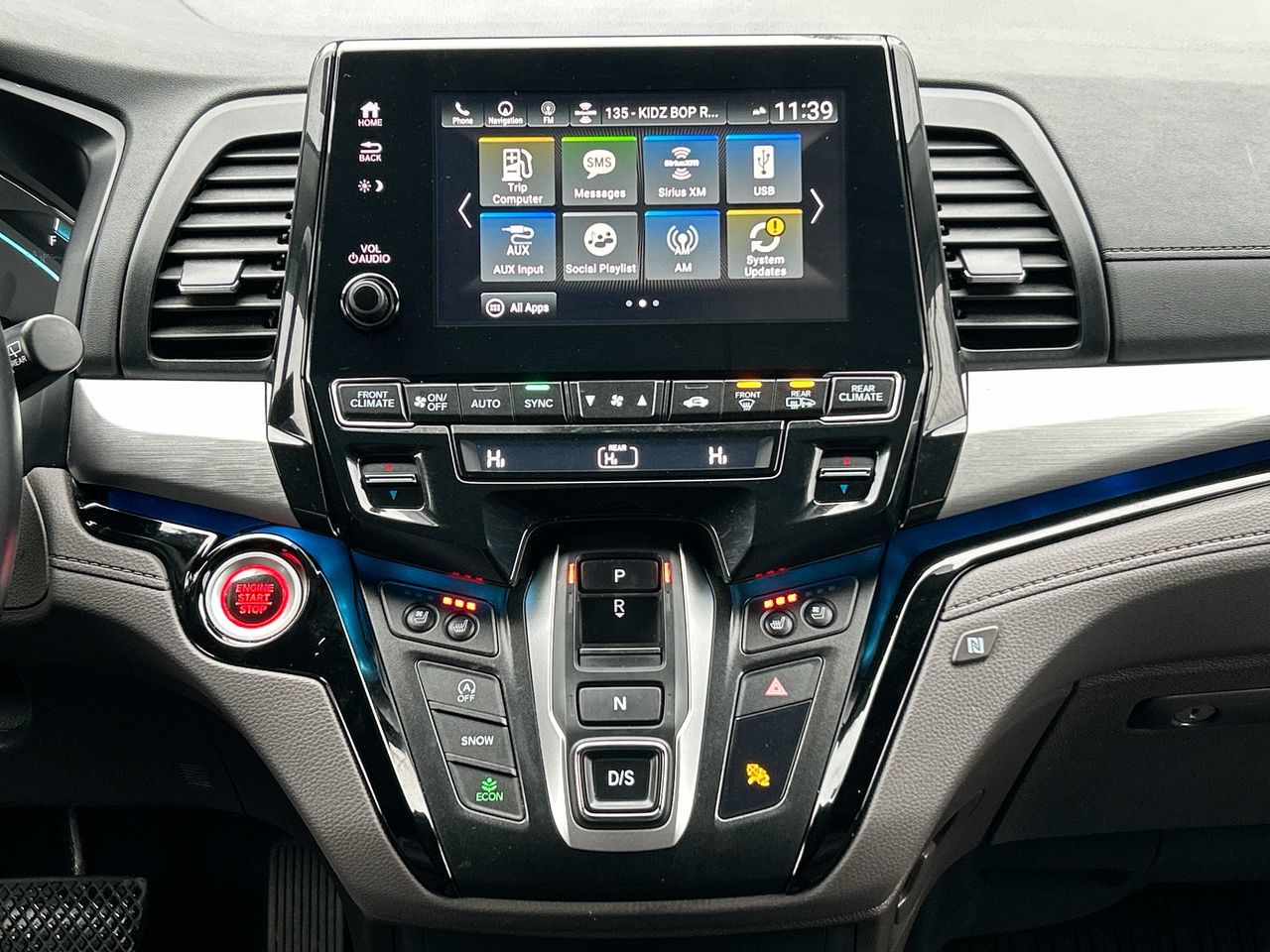 2020 Honda Odyssey in North Vancouver, British Columbia