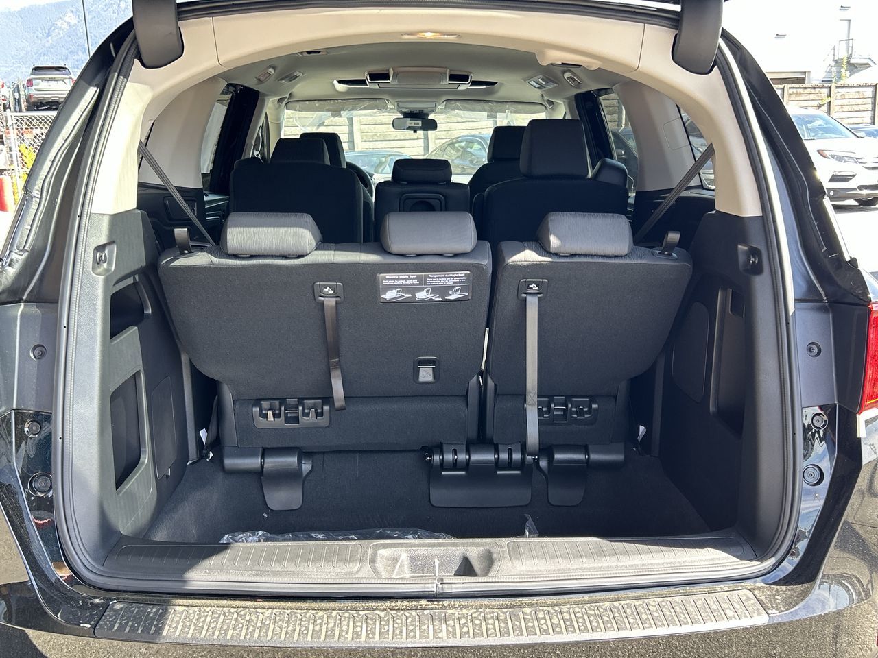 2025 Honda Odyssey in North Vancouver, British Columbia
