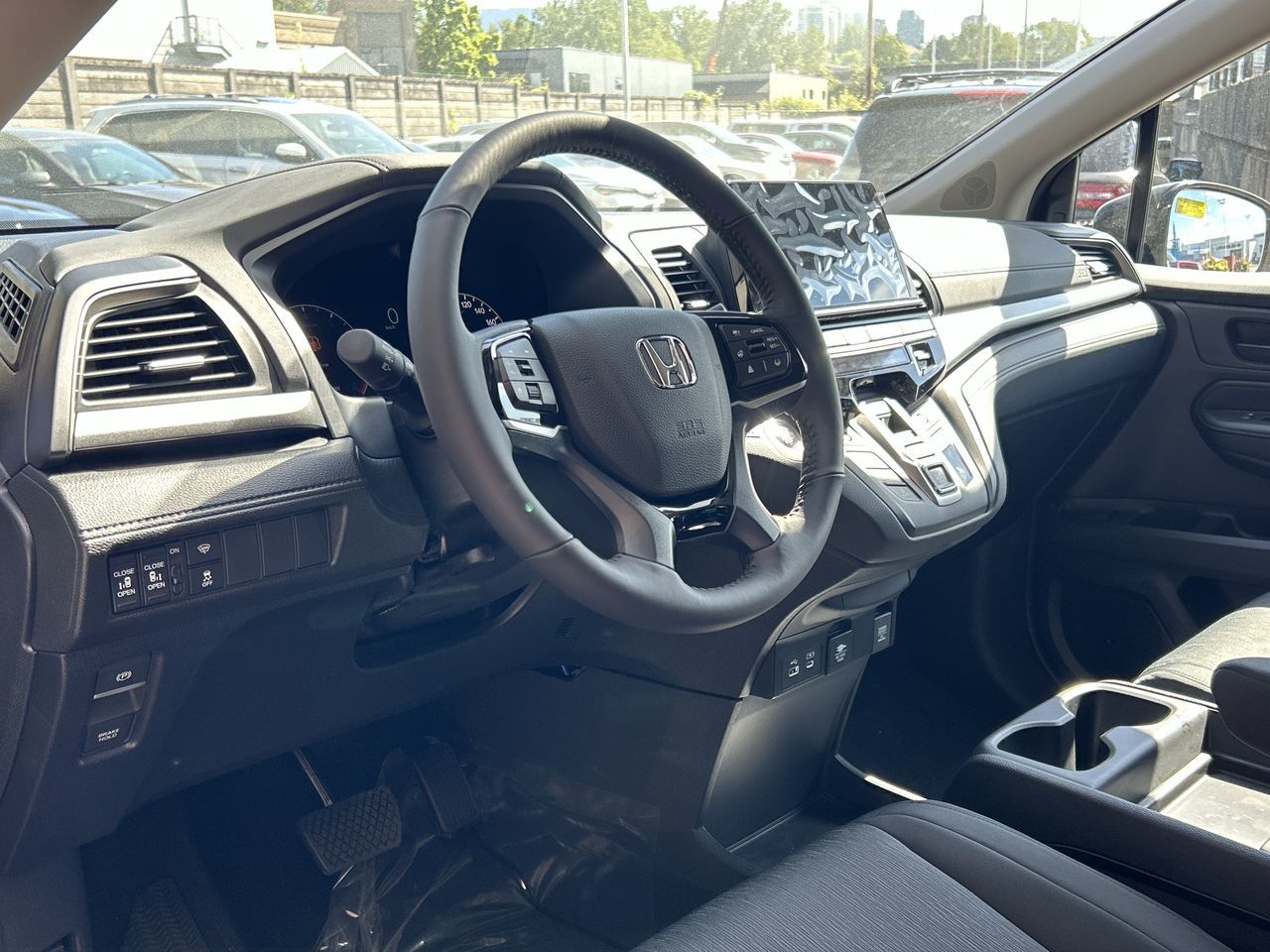 2025 Honda Odyssey in North Vancouver, British Columbia