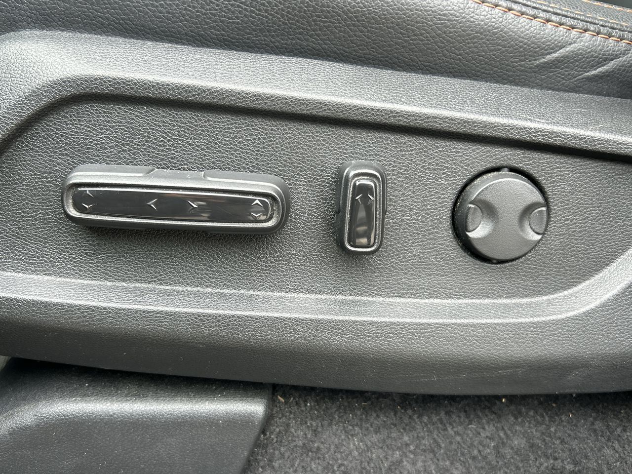 2023 Honda Pilot in North Vancouver, British Columbia