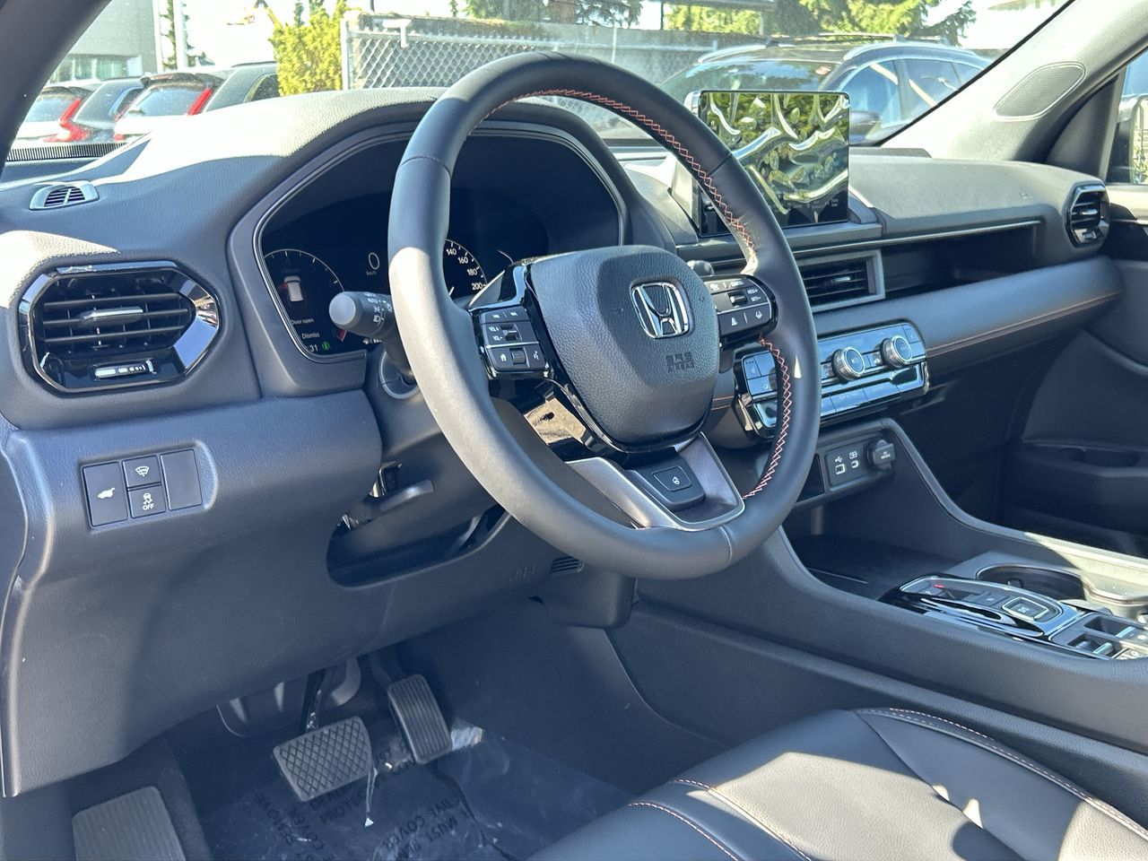 2025 Honda Pilot in North Vancouver, British Columbia