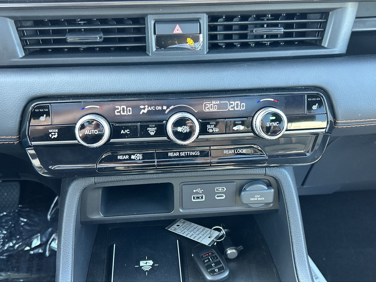 2025 Honda Pilot in North Vancouver, British Columbia