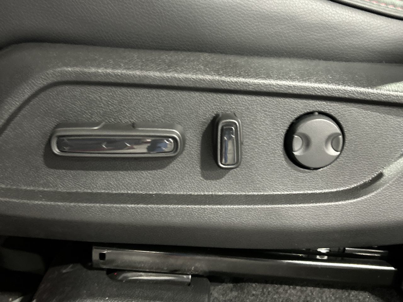 2025 Honda Pilot in North Vancouver, British Columbia