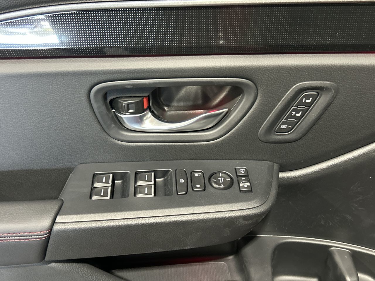 2025 Honda Pilot in North Vancouver, British Columbia
