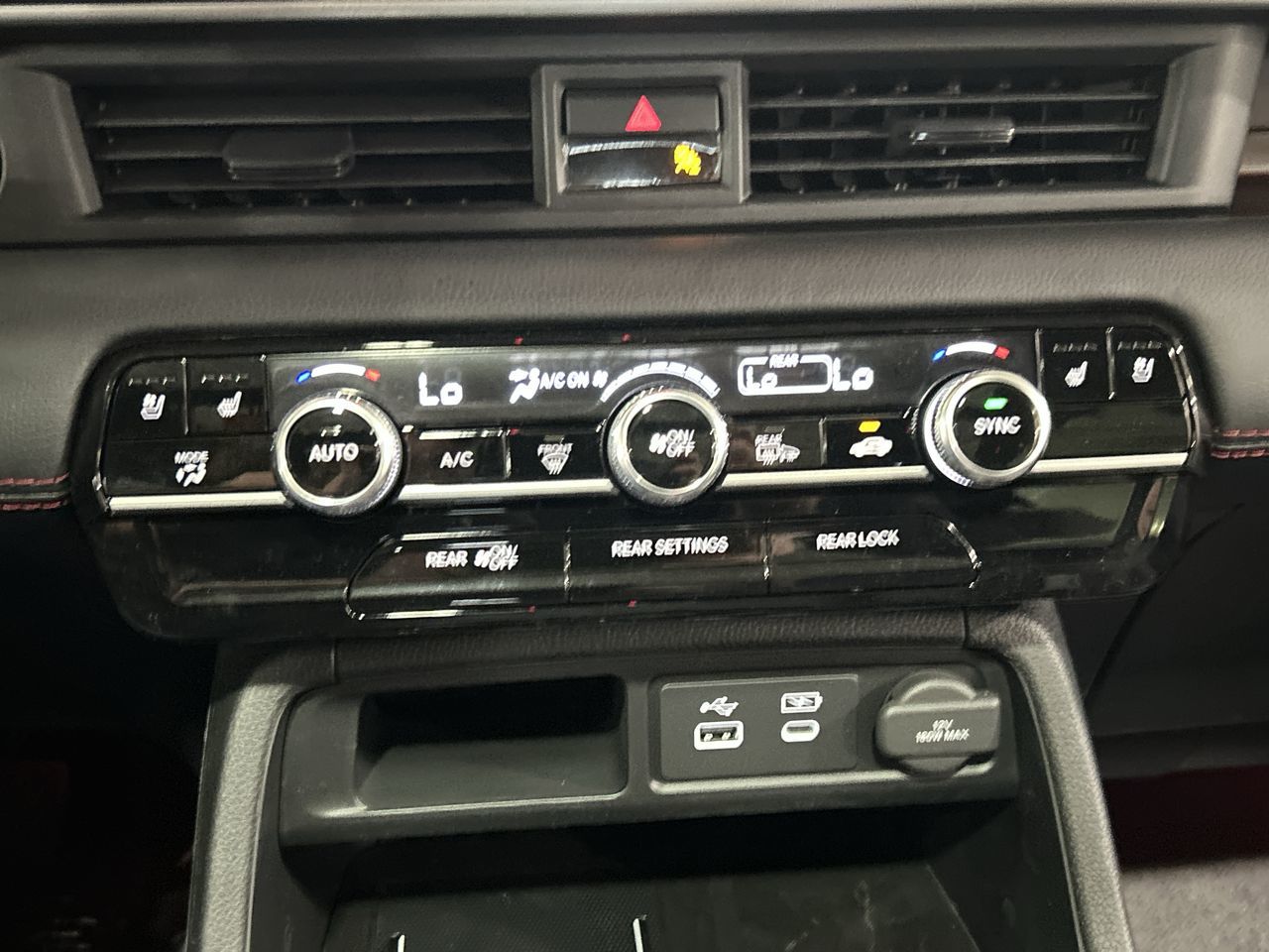 2025 Honda Pilot in North Vancouver, British Columbia