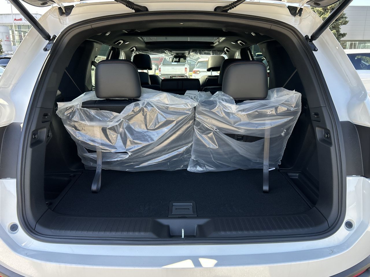 2025 Honda Pilot in North Vancouver, British Columbia