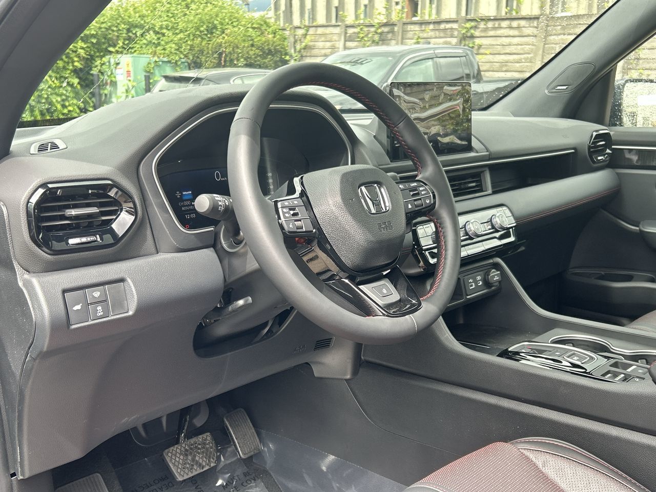 2025 Honda Pilot in North Vancouver, British Columbia