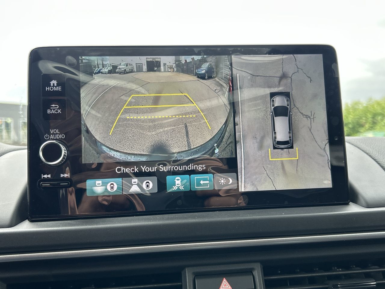 2025 Honda Pilot in North Vancouver, British Columbia