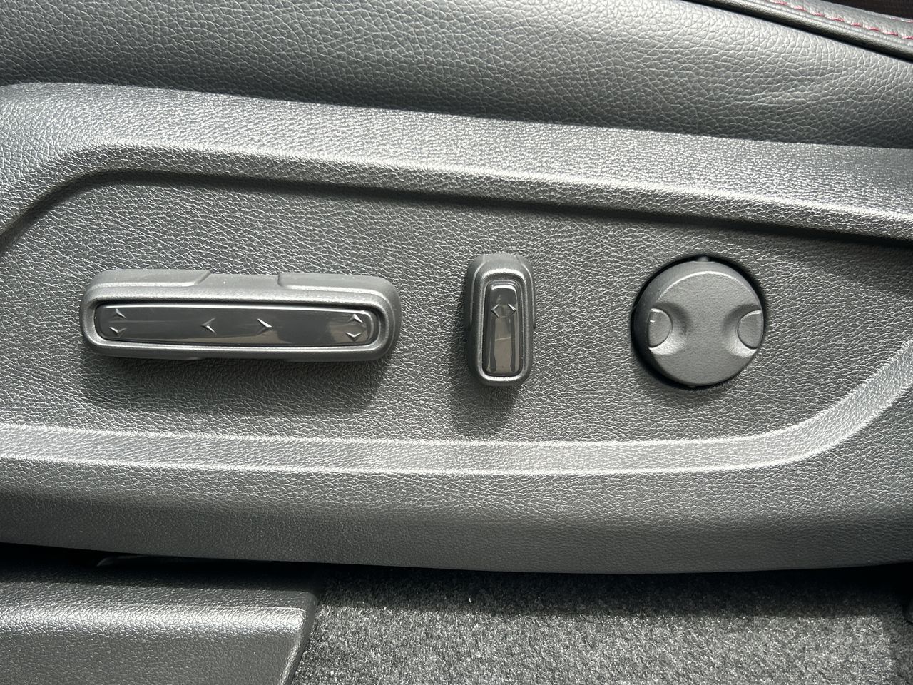 2025 Honda Pilot in North Vancouver, British Columbia