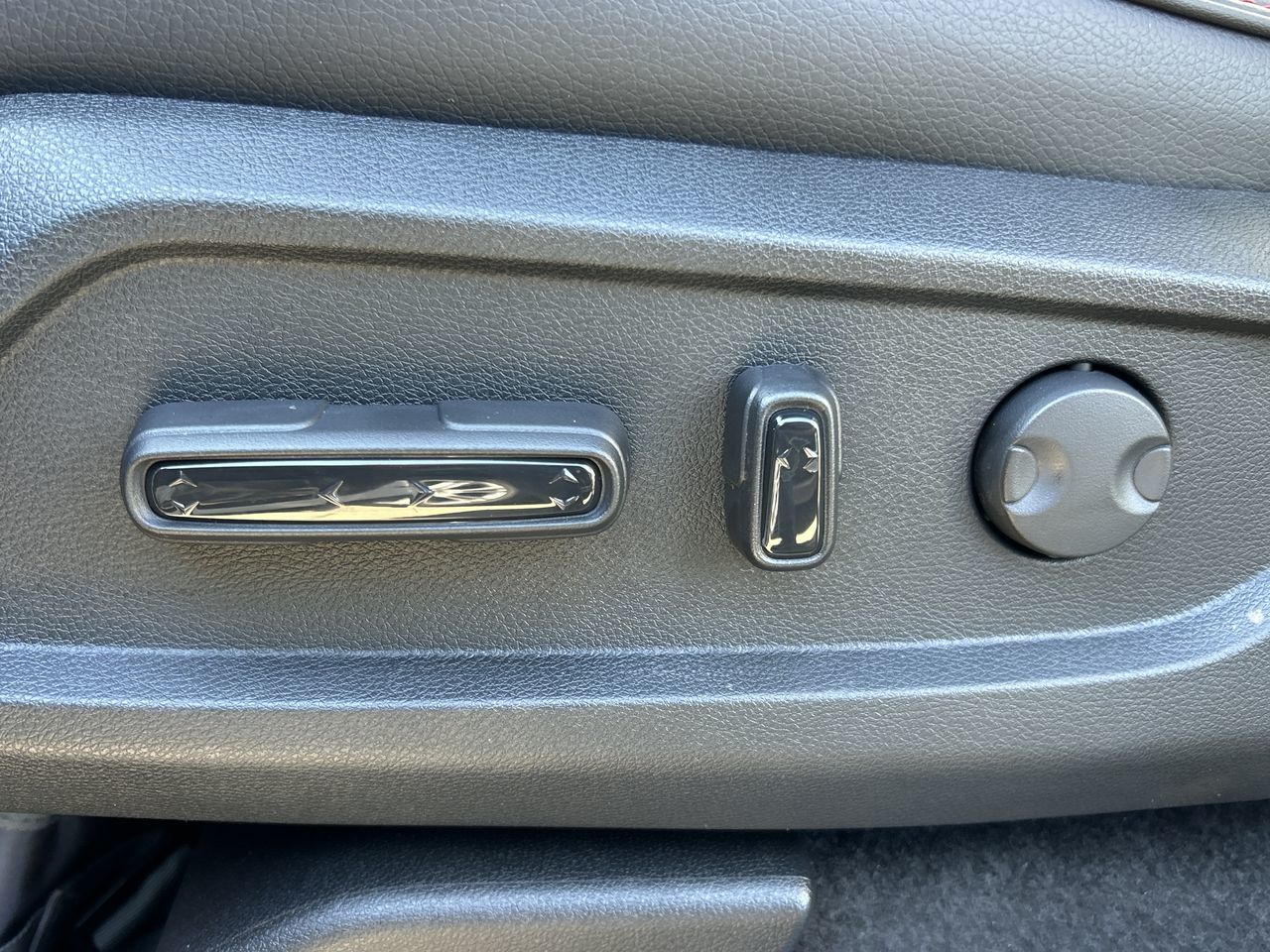 2025 Honda Pilot in North Vancouver, British Columbia