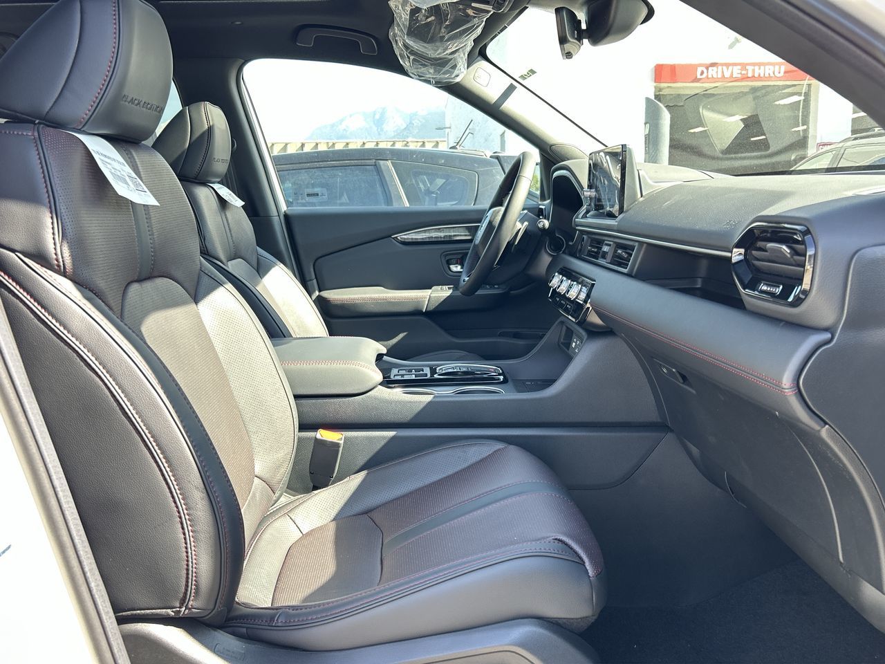 2025 Honda Pilot in North Vancouver, British Columbia
