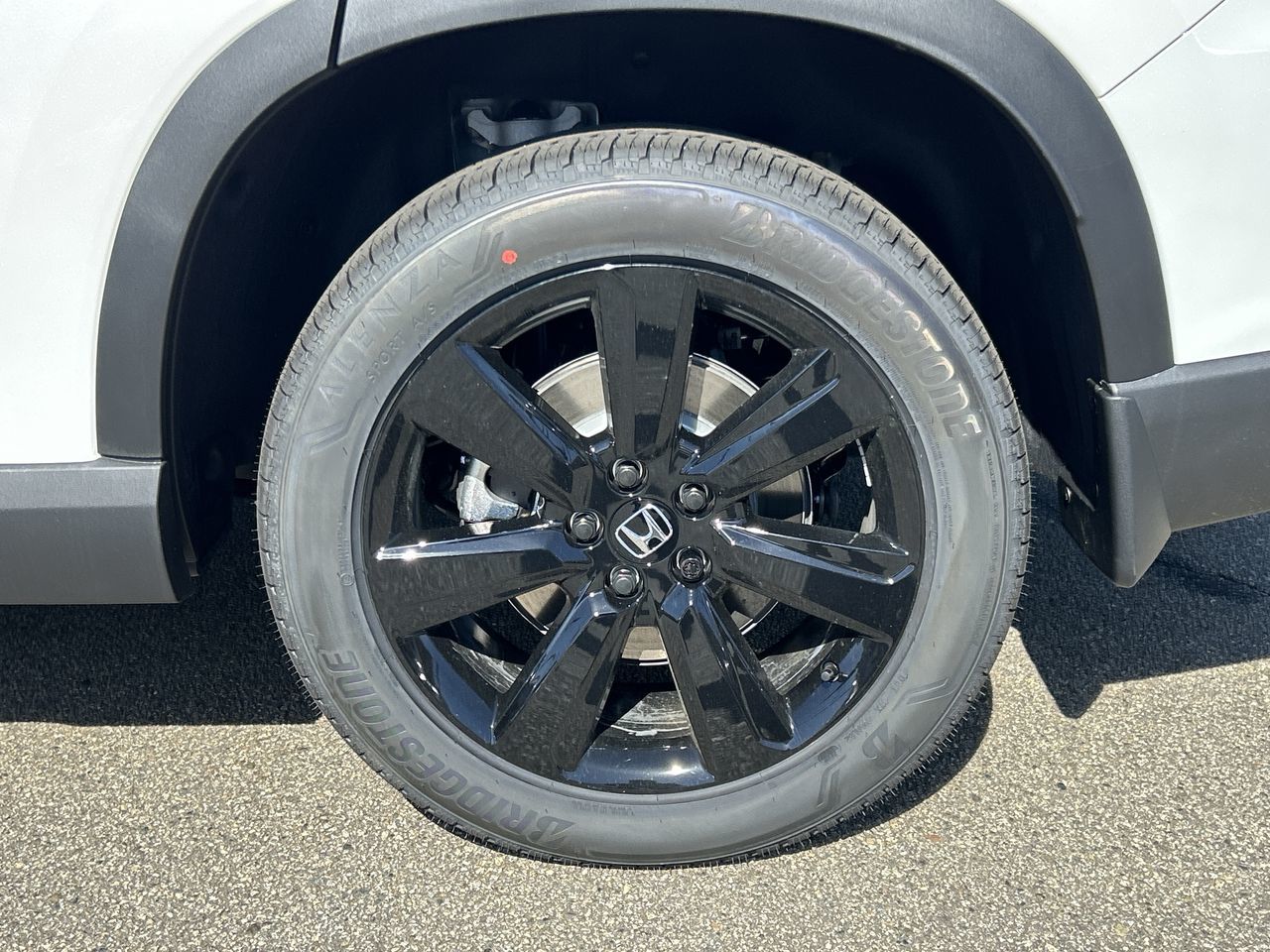 2025 Honda Pilot in North Vancouver, British Columbia