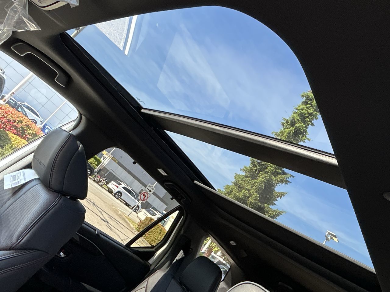 2025 Honda Pilot in North Vancouver, British Columbia