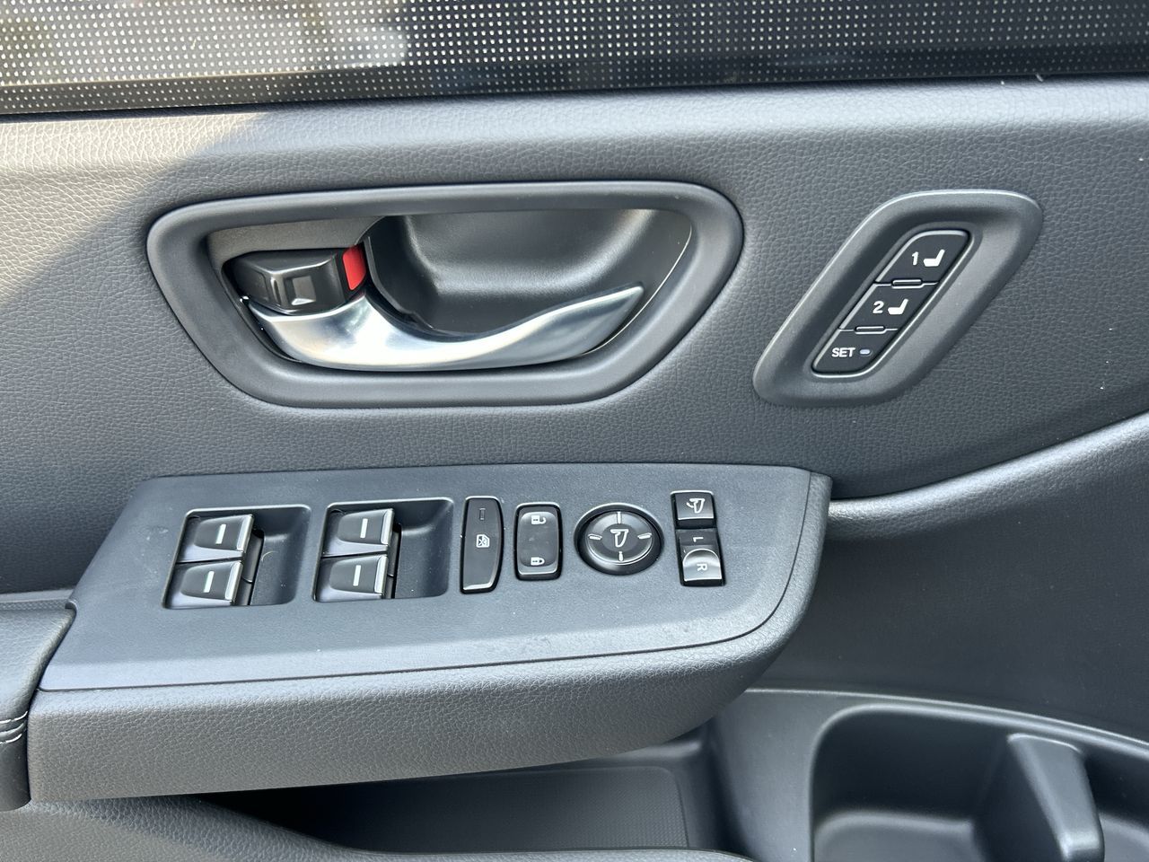 2025 Honda Pilot in North Vancouver, British Columbia