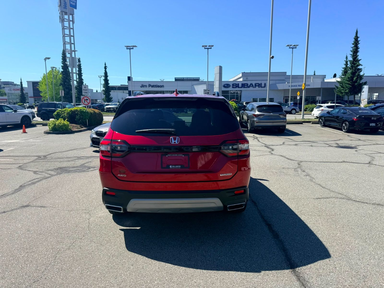 2025 Honda Pilot in North Vancouver, British Columbia
