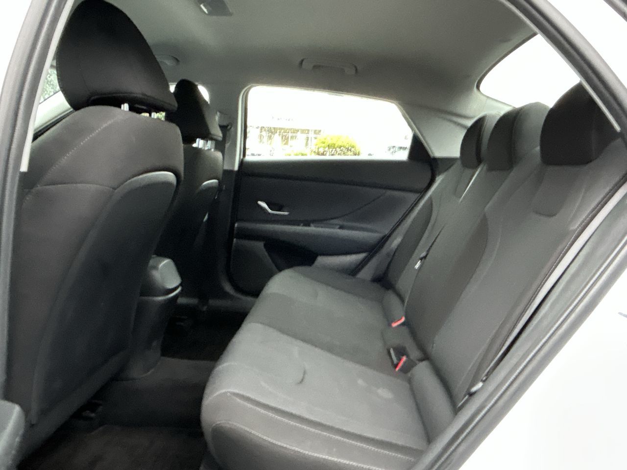 Hyundai Elantra Sedan  2023 à North Vancouver, Colombie-Britannique