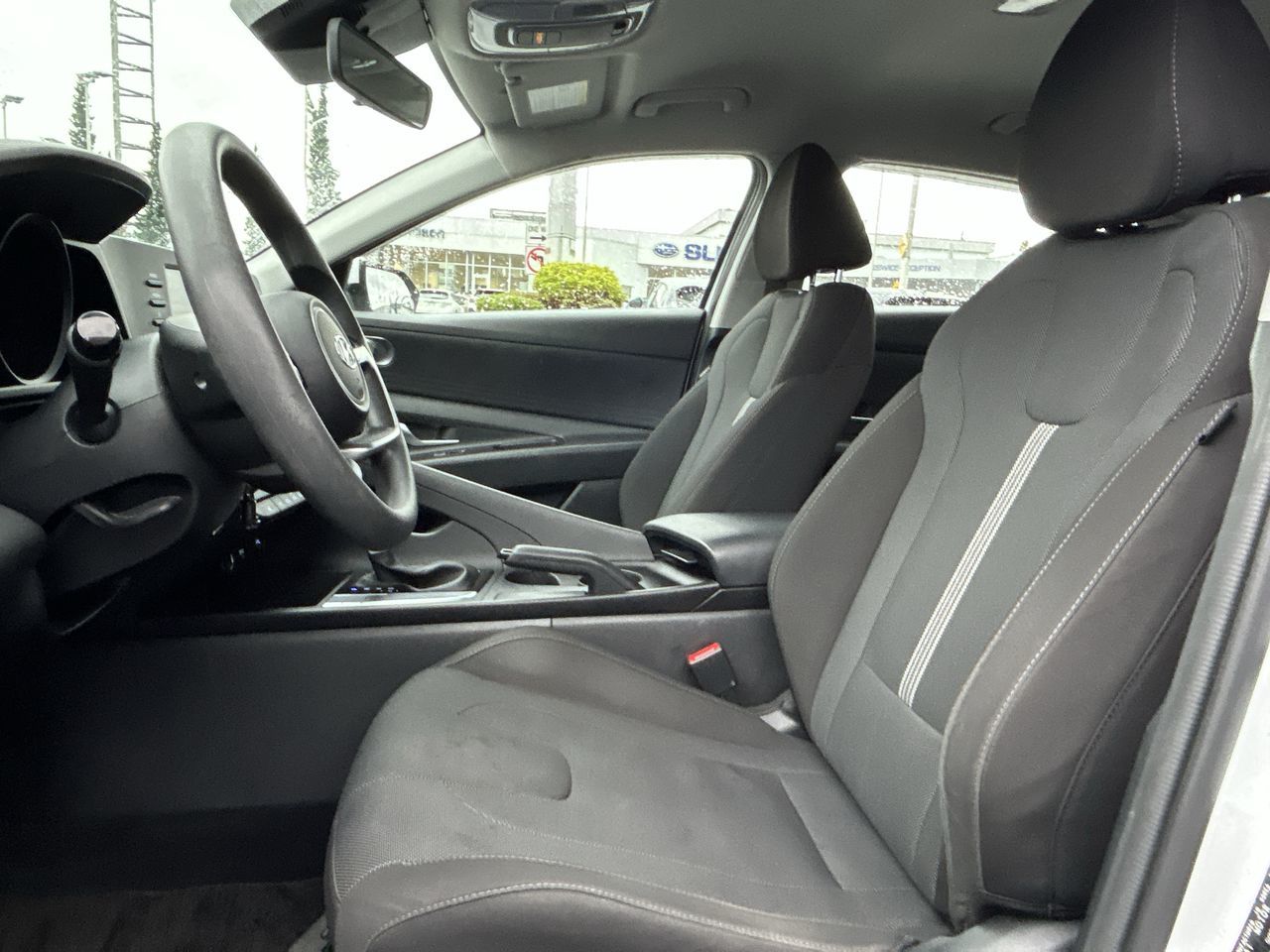 Hyundai Elantra Sedan  2023 à North Vancouver, Colombie-Britannique