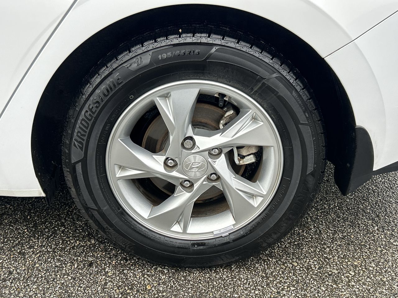 2023 Hyundai Elantra Sedan