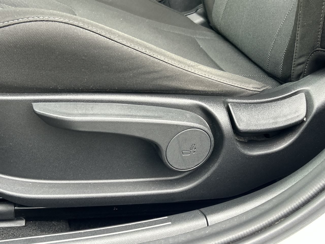 2023 Hyundai Elantra Sedan