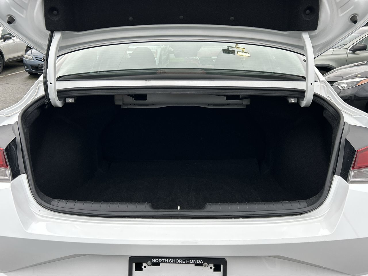 2023 Hyundai Elantra Sedan