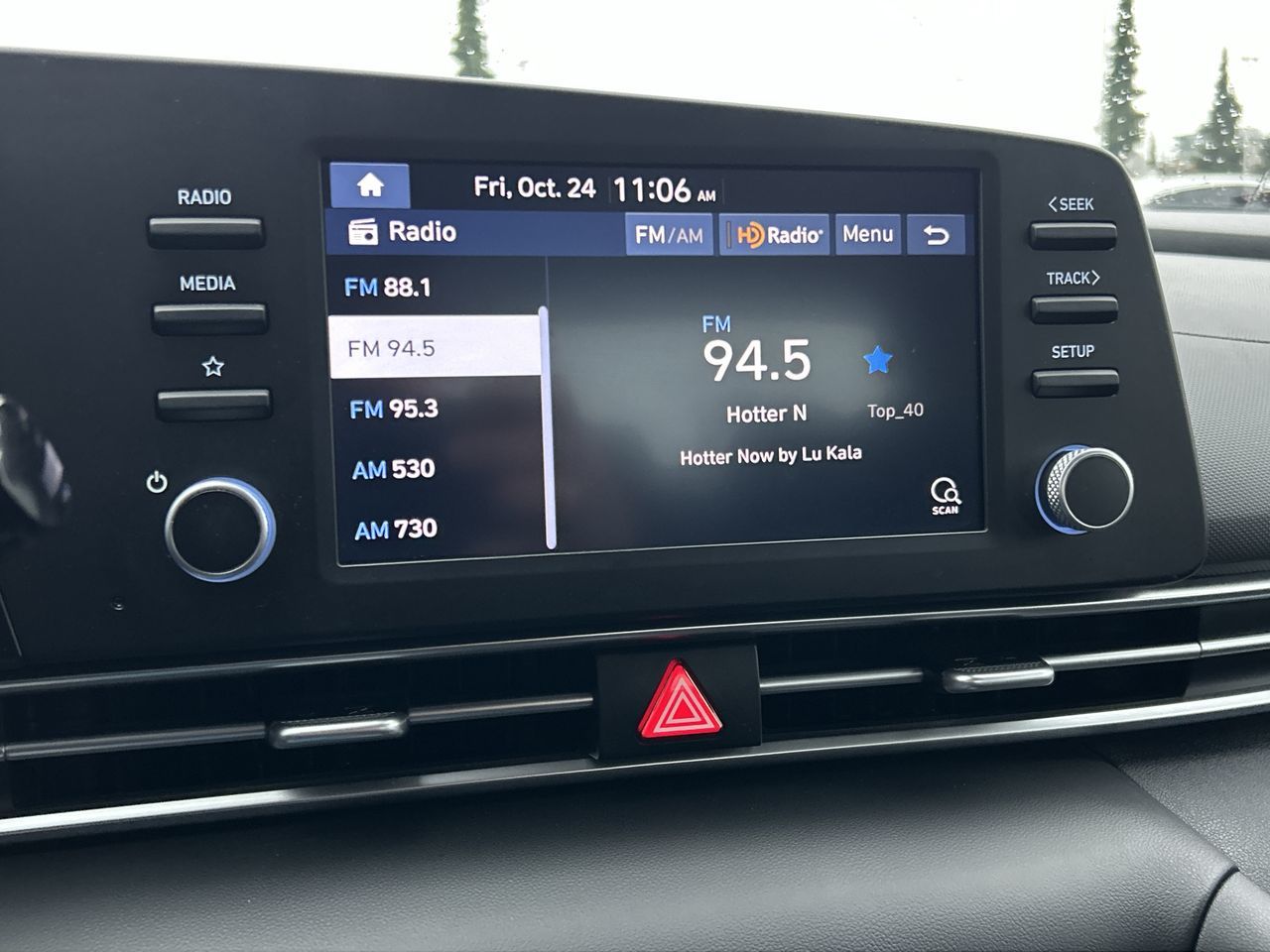 Hyundai Elantra Sedan  2023 à North Vancouver, Colombie-Britannique