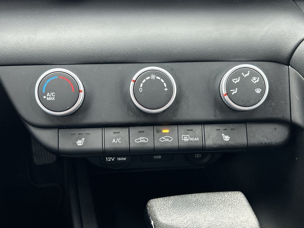 2023 Hyundai Elantra Sedan