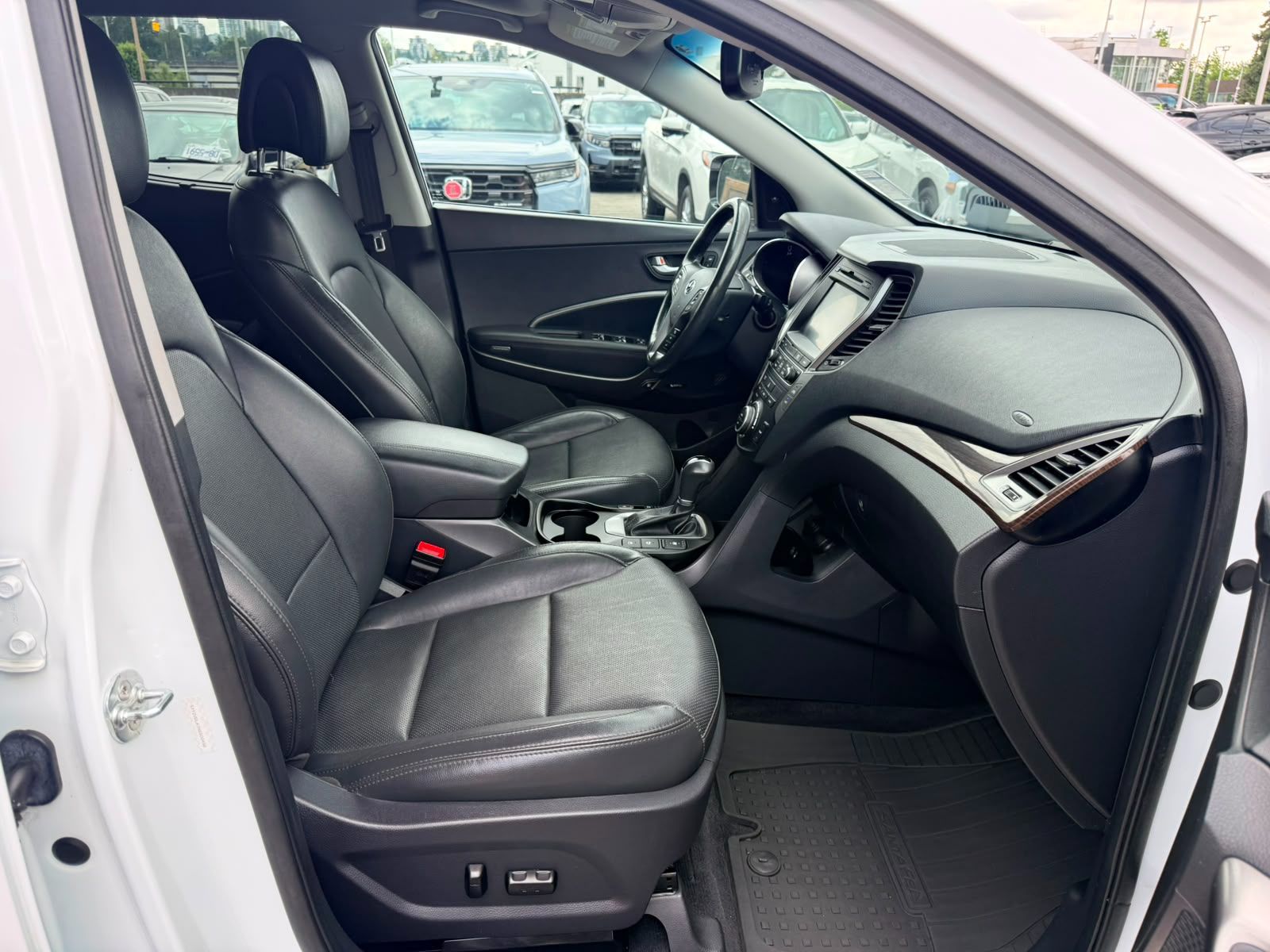 2017  Santa Fe Sport