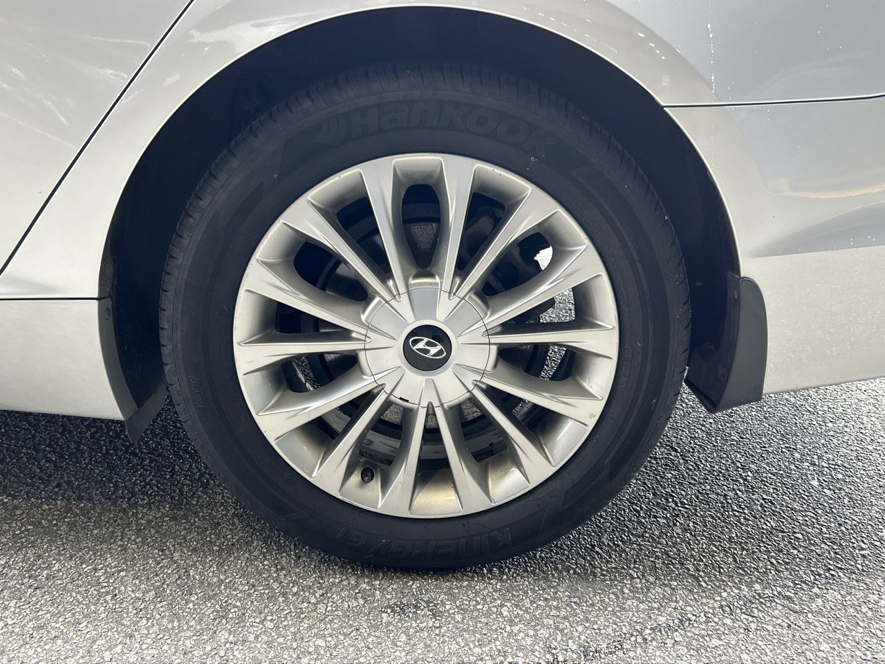 2015 Hyundai Sonata in North Vancouver, British Columbia
