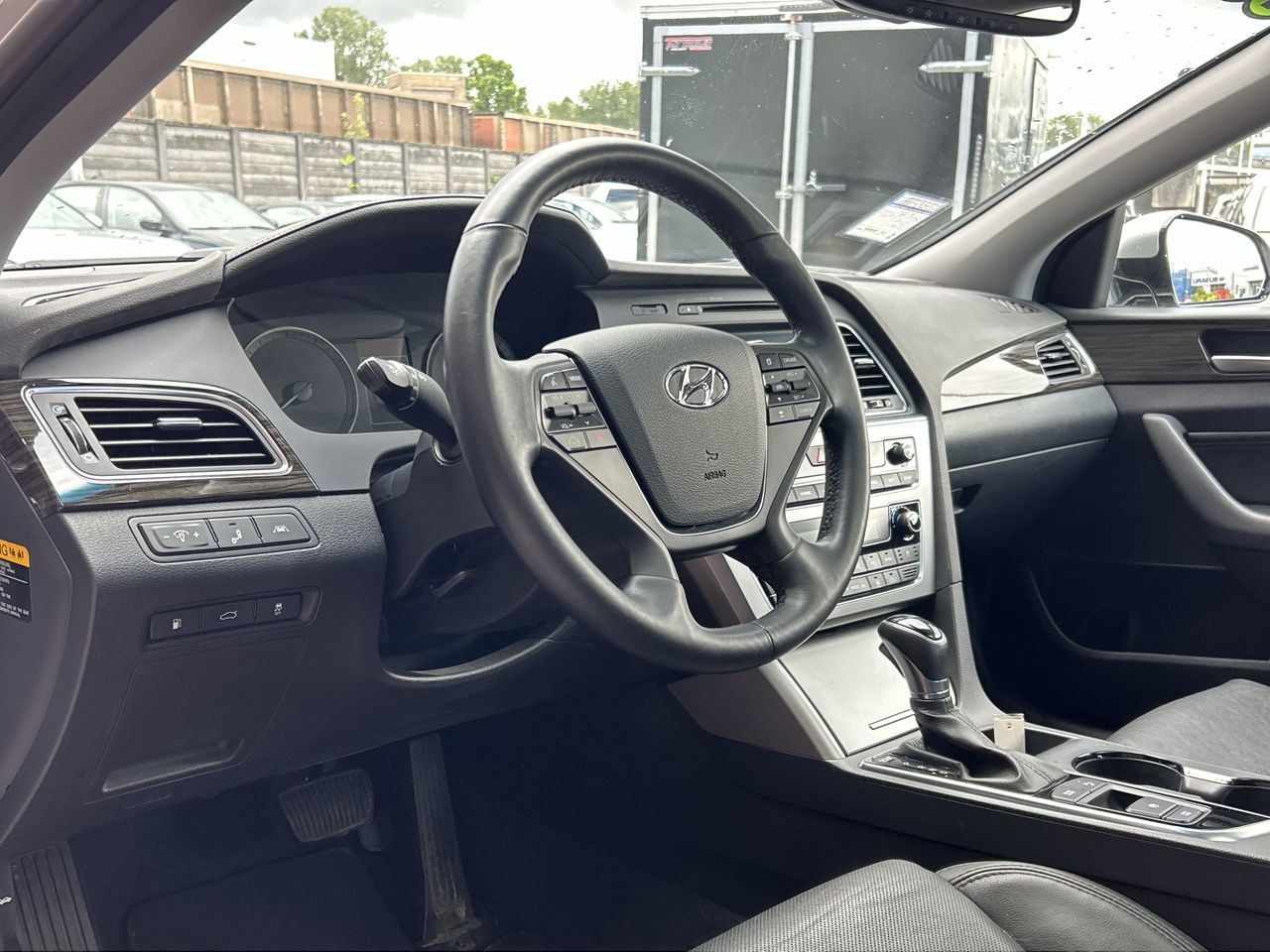 2015 Hyundai Sonata in North Vancouver, British Columbia