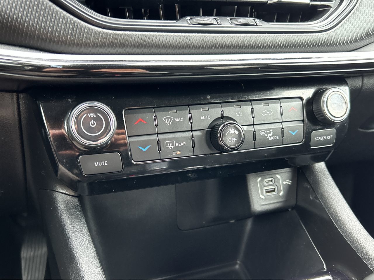 2022 Jeep Compass in North Vancouver, British Columbia