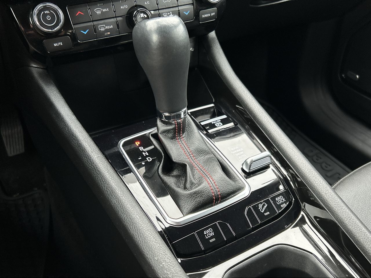 2022 Jeep Compass in North Vancouver, British Columbia