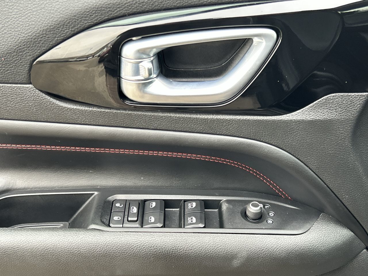 2022 Jeep Compass in North Vancouver, British Columbia