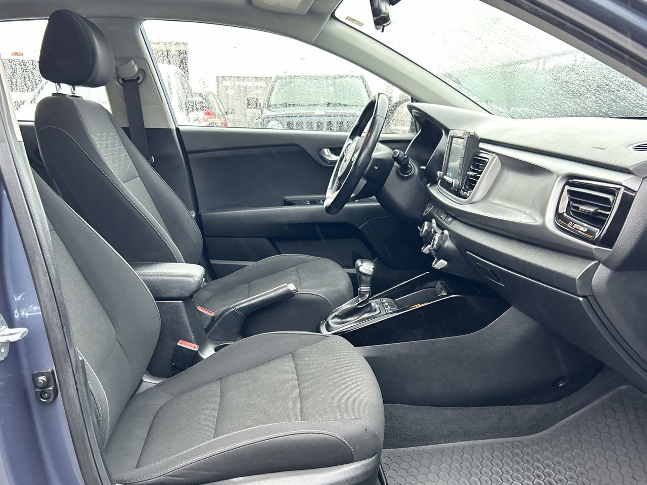 Kia Rio  2018 à North Vancouver, Colombie-Britannique