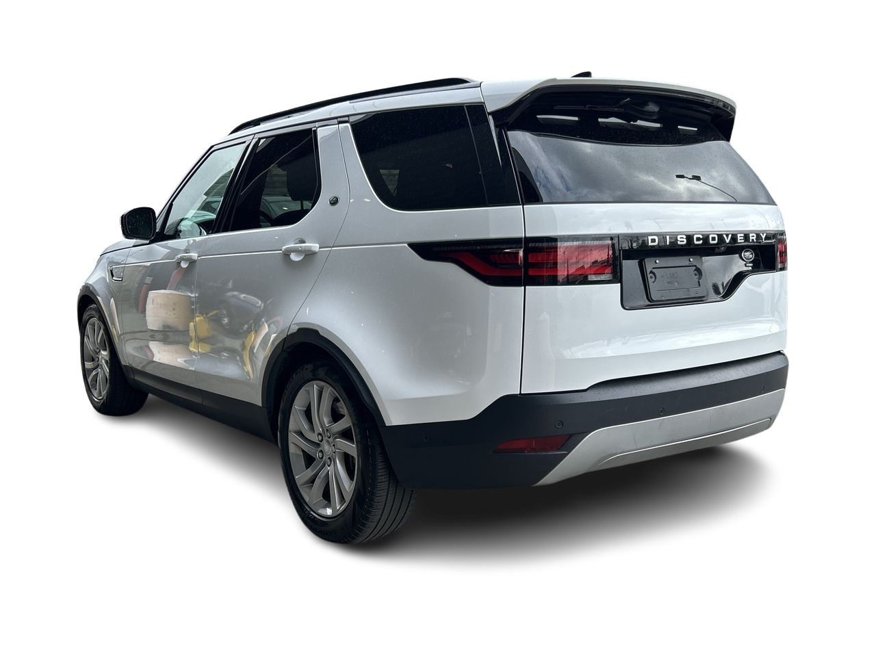2023 Land Rover Discovery in North Vancouver, British Columbia