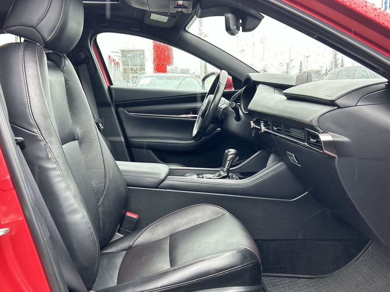 2020 Mazda 3 in North Vancouver, British Columbia