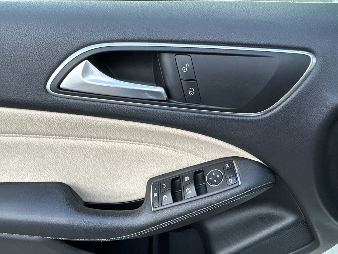 2014 Mercedes-Benz B250 in North Vancouver, British Columbia