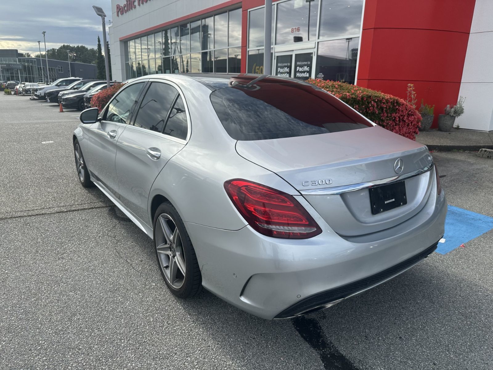 Mercedes-Benz C300  2017 à North Vancouver, Colombie-Britannique