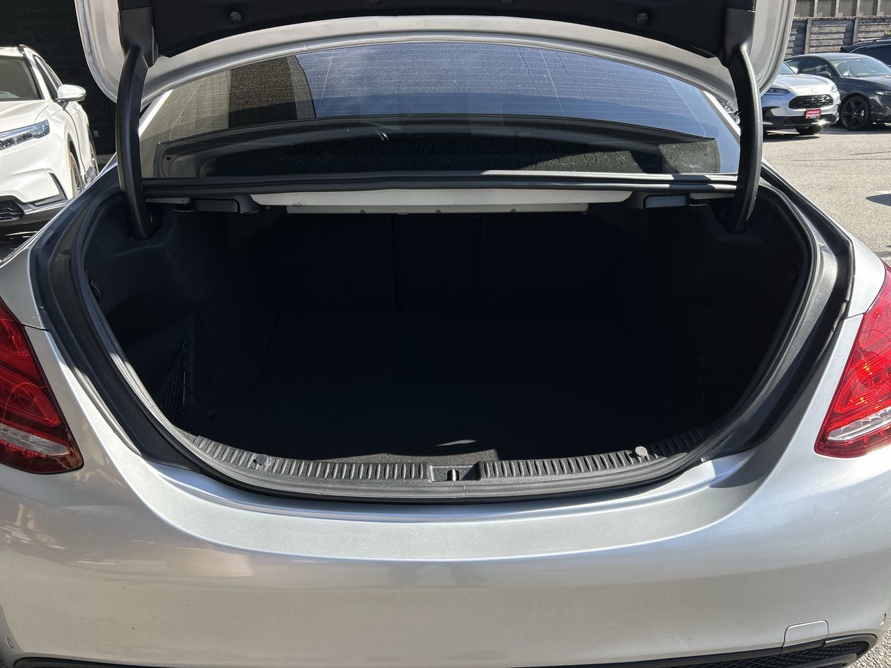 Mercedes-Benz C300  2017 à North Vancouver, Colombie-Britannique