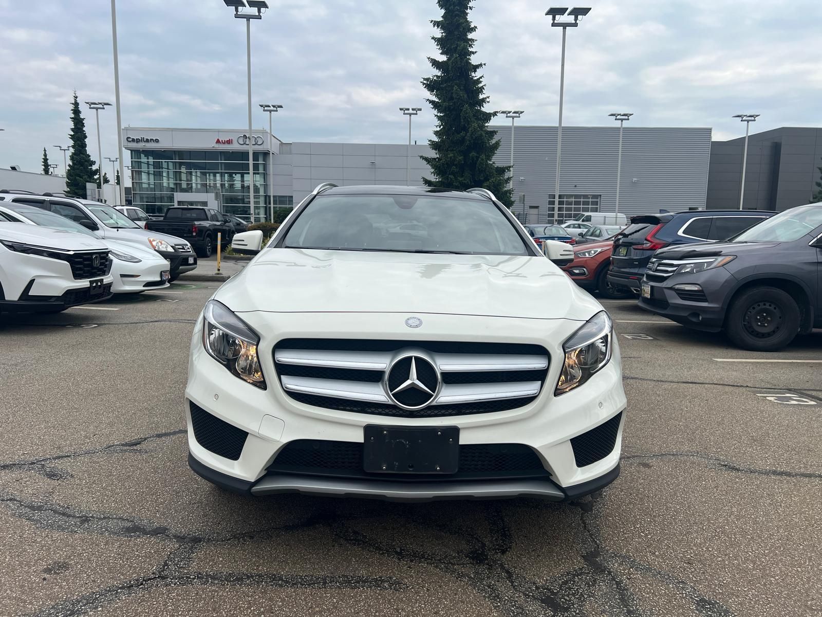 Mercedes-Benz GLA250  2017 à North Vancouver, Colombie-Britannique