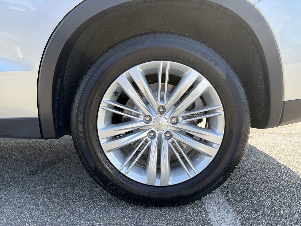 2024 Mitsubishi Outlander