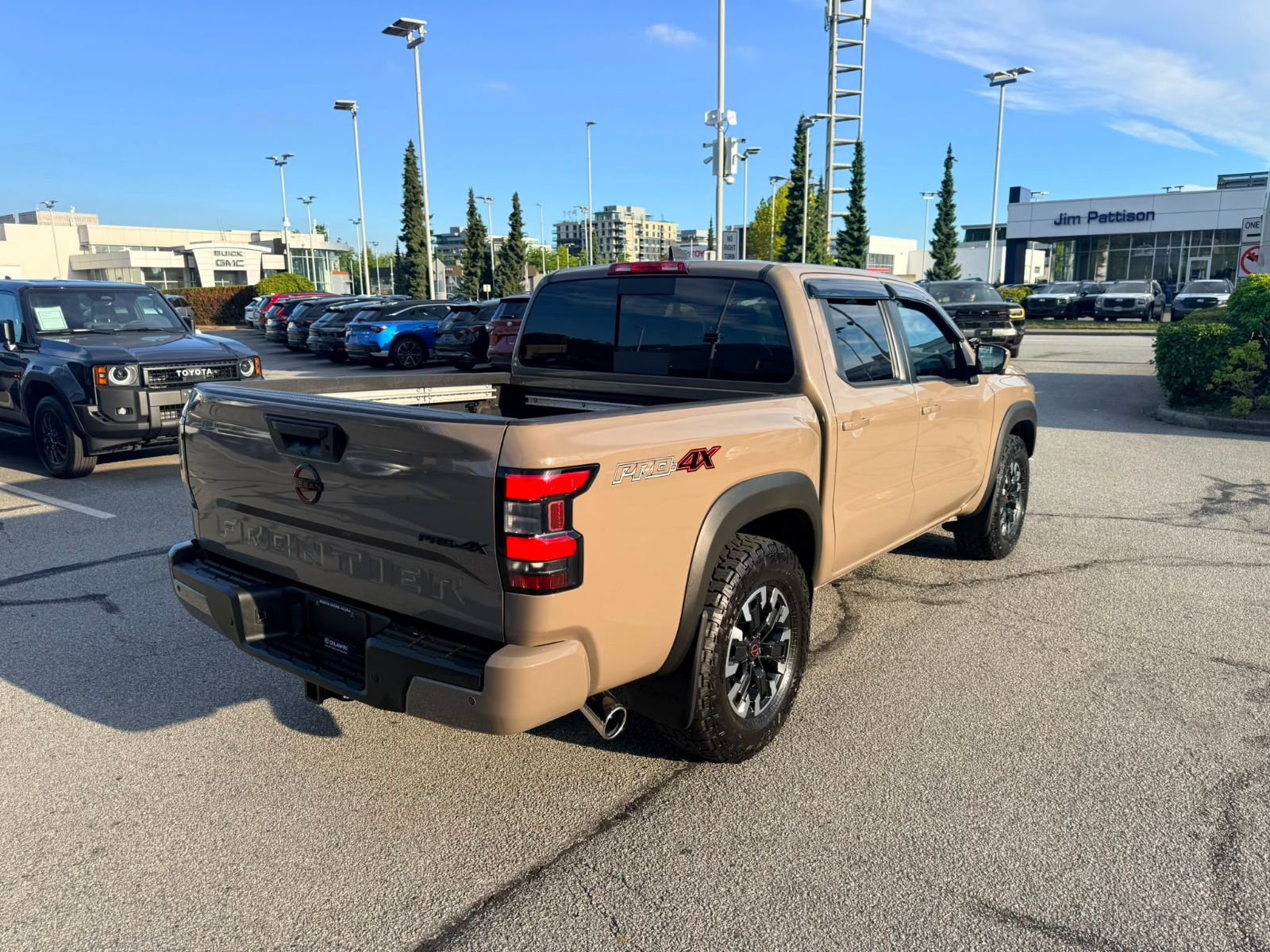 2024 Nissan Frontier