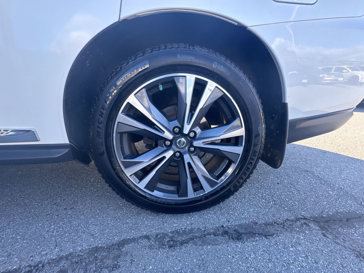 2019 Nissan Pathfinder in North Vancouver, British Columbia